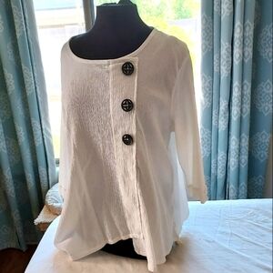 Focus Casual Life, white cotton w/ black  buttons. Sz M blouse